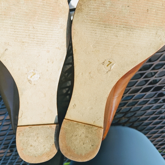 MIA girl "Mildred" ankle wedge, Size 7 - Picture 4 of 8